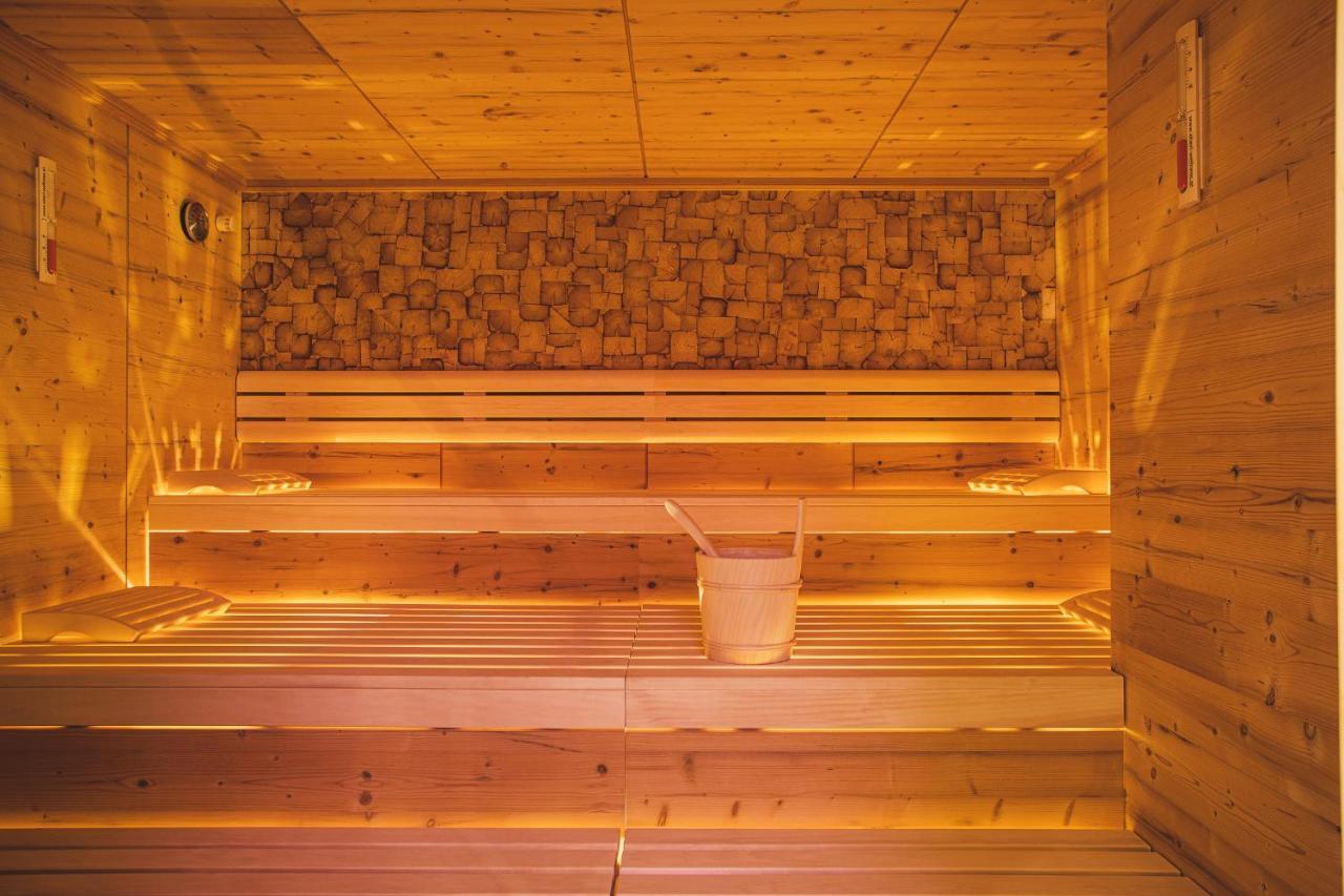 Austria Aparthotel Fiss Exterior photo